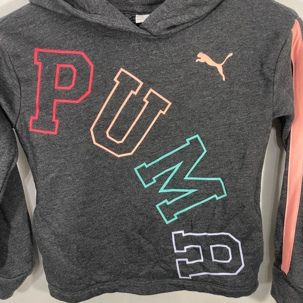 Puma Kids Dark Gray Hoodie with Colorful Lettering Size 7 CB-112